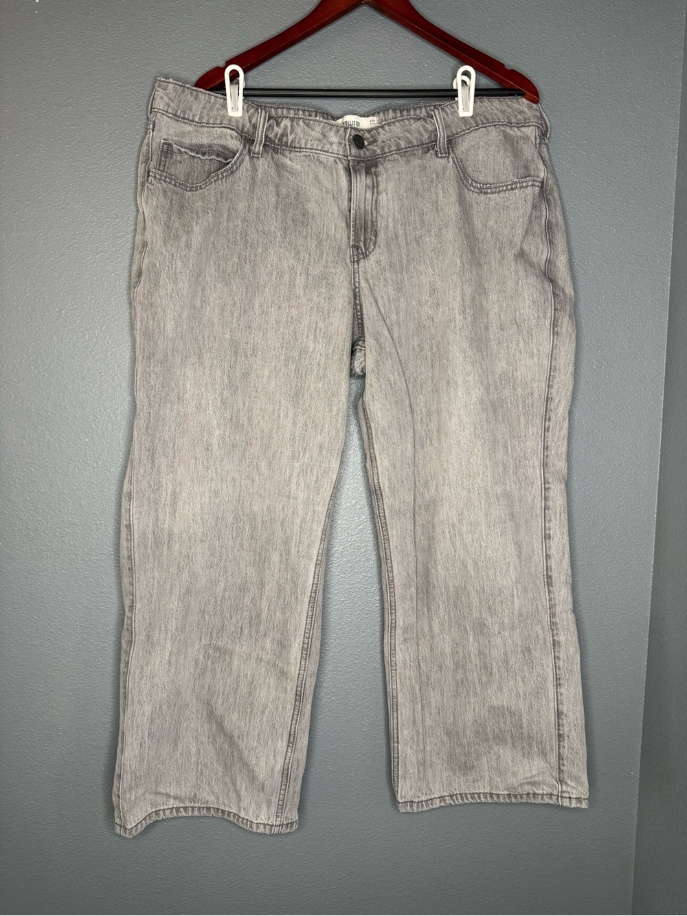 Hollister Low Rise Baggy Jeans W34 Short Gray Acid Wash Wide Leg 100% Cotton